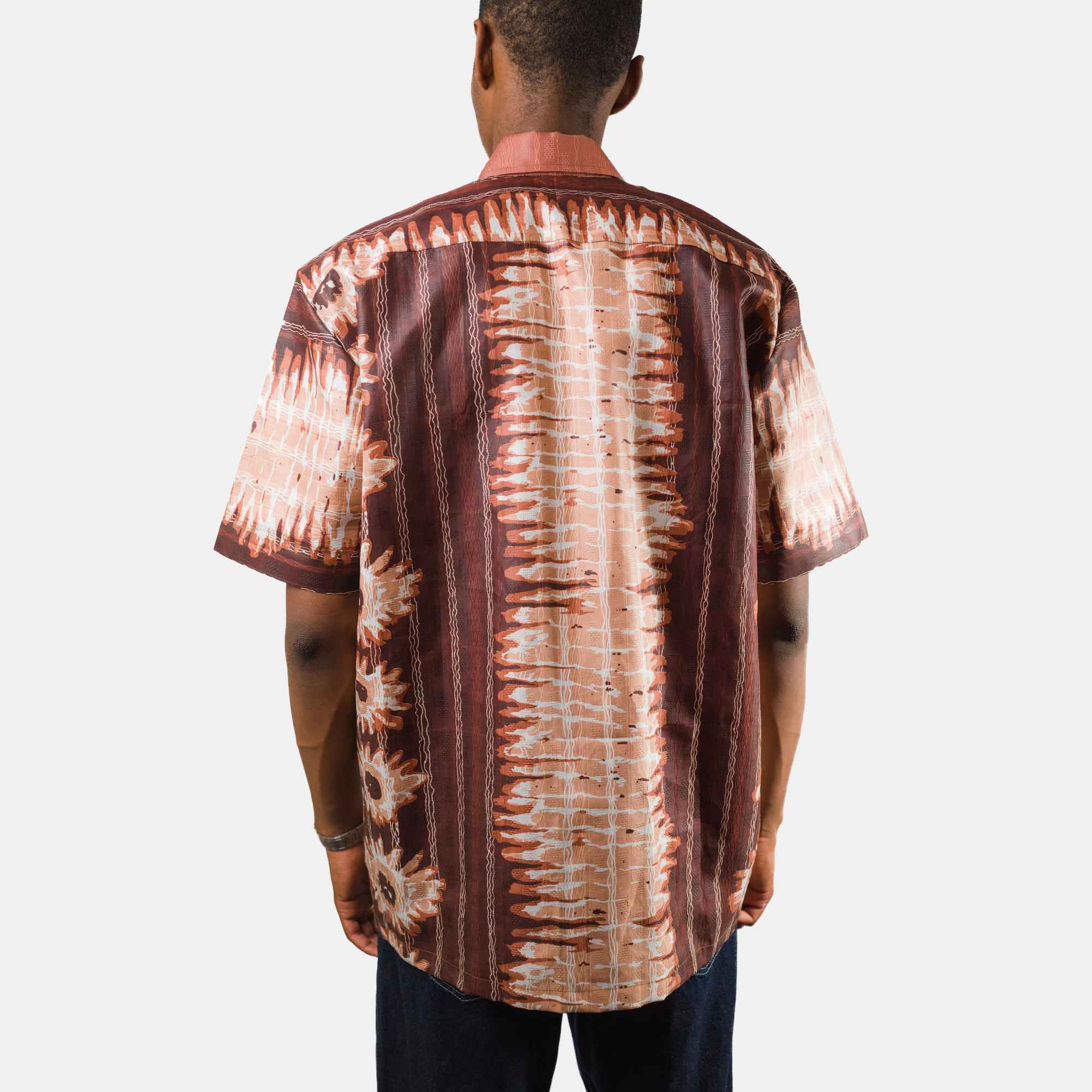 Men's Brown Short Sleeve Shirt with Floral Patterns - Image 4